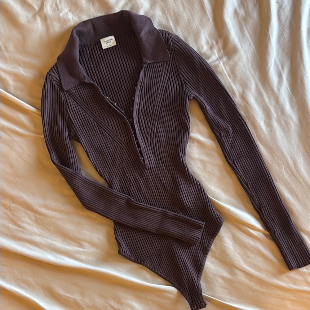Ribbed Long Sleeve Bodysuit - brown